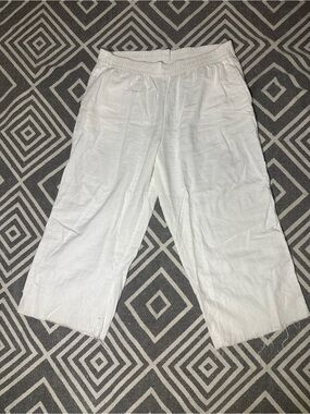 Old Navy White Cropped Elastic-Waist Women’s Chinos